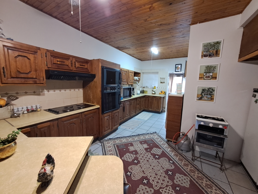 4 Bedroom Property for Sale in Deneysville Free State